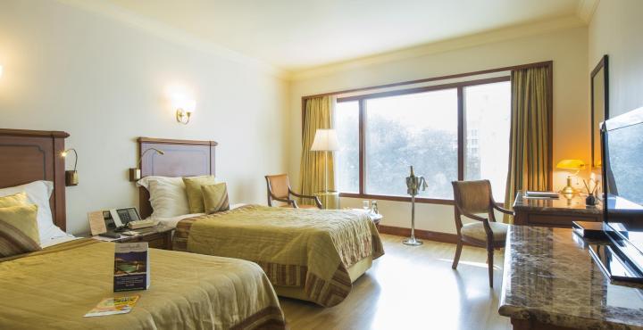 The Orchid Hotel Mumbai Vile Parle Luaran gambar A room at the Taj Bengal