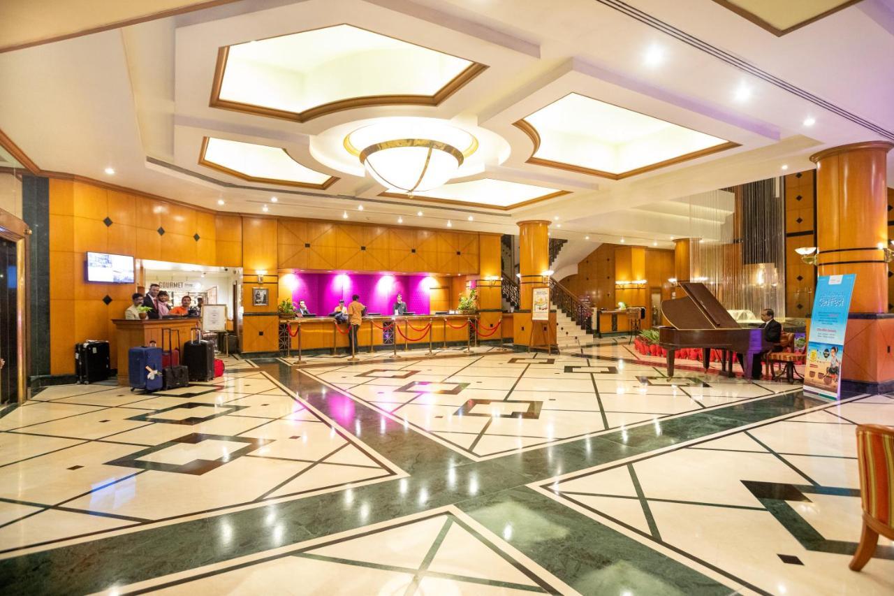 The Orchid Hotel Mumbai Vile Parle Luaran gambar Lobby